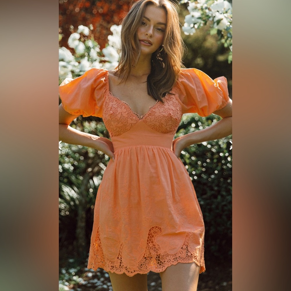 SELFIE LESLIE NWT LOVERS LANE LACE TRIM PUFF SLEEVE DRESS
